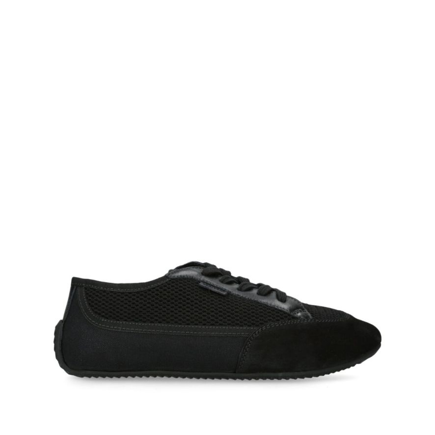 Bonnie Sneakers